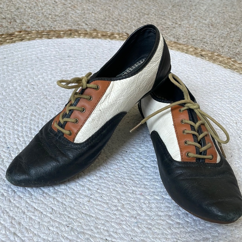 Oxford Vans